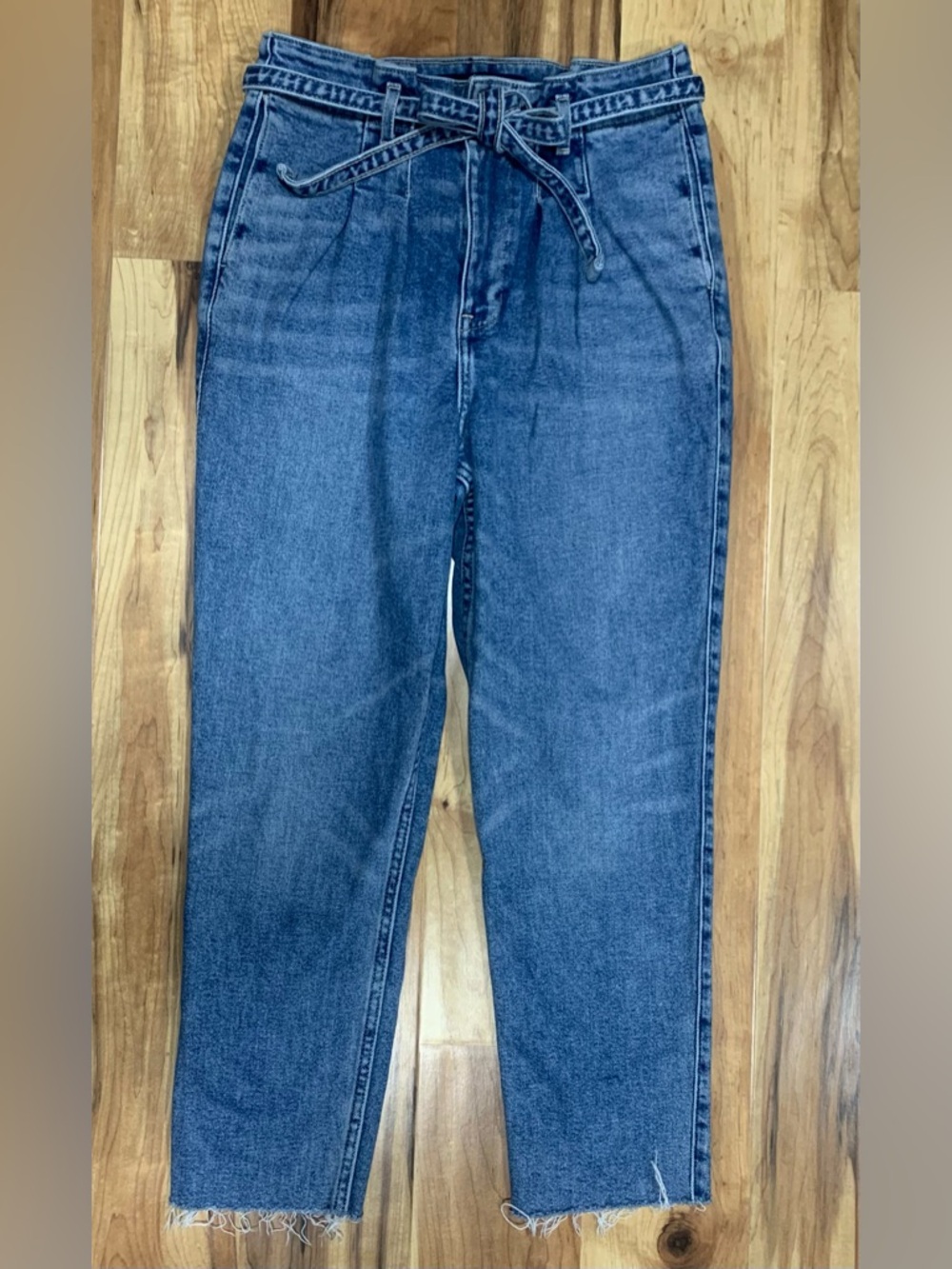 Hollister Curvy Ultra High Rise Mom Jean Vintage Stretch Womens 3S Cut Off